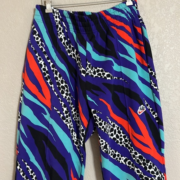 Nike NSW Pants Fleece Airloom
Women's cheetah multiple patterns retro - Picture 7 of 8